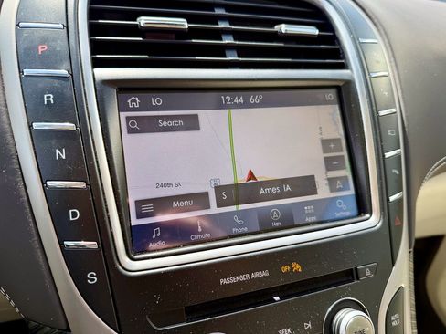 Used 2019 Lincoln Nautilus Black Label image 24