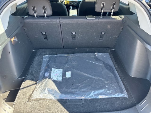 Used 2026 Chevrolet Trax LS FWD image 24