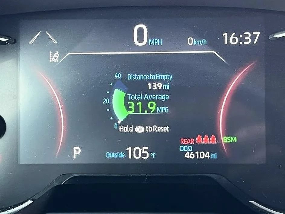 Used 2024 Toyota RAV4 XLE Premium FWD image 27