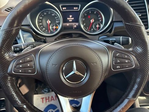 Used 2018 Mercedes-Benz GLS 550 4MATIC image 40