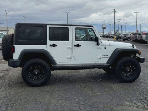 Used 2017 Jeep Wrangler Unlimited Sport w/ Quick Order Package 24S image 9