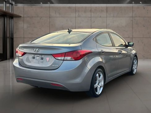 Used 2012 Hyundai Elantra Limited image 7