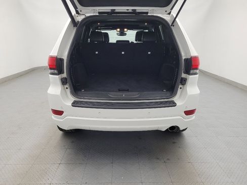 Used 2019 Jeep Grand Cherokee Altitude AWD/4WD image 29