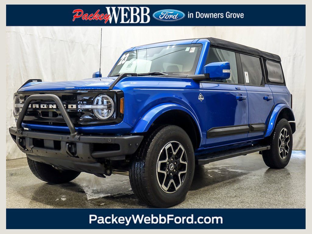 Used 2023 Ford Bronco Outer Banks AWD/4WD image 1