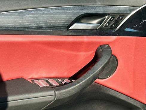 Used 2024 BMW X3 sDrive30i w/ Premium Package image 18