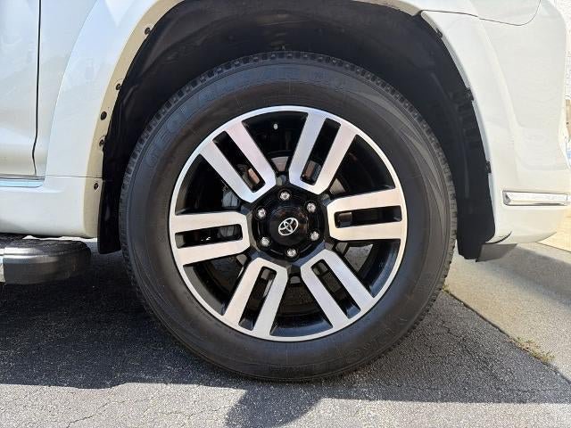 Used 2022 Toyota 4Runner Limited AWD/4WD image 12