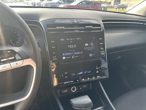 Used 2024 Hyundai Tucson SEL AWD/4WD image 13