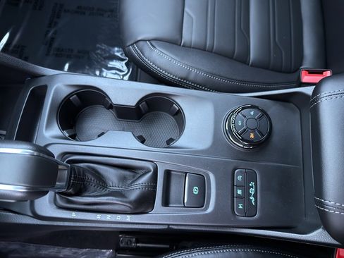 New 2025 Ford Ranger Lariat w/ FX4 Off-Road Package image 28