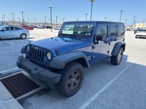 Used 2010 Jeep Wrangler Unlimited Sport image 1