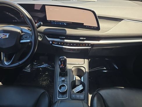 Certified 2024 Cadillac XT4 Premium Luxury AWD/4WD image 13