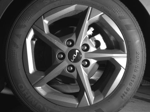 Used 2025 Kia K4 FWD image 14