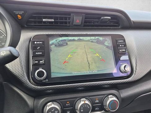 Used 2024 Nissan Kicks SV FWD image 11