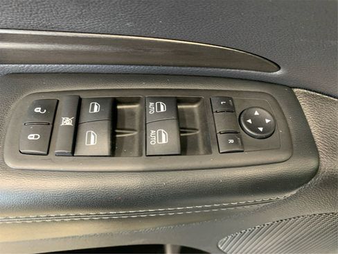 Used 2024 Dodge Durango SXT image 28