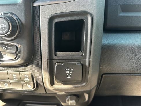 Used 2018 RAM 2500 Power Wagon w/ Luxury Group image 22