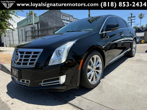 Used 2014 Cadillac XTS Luxury w/ Driver Awareness Package FWD image 3