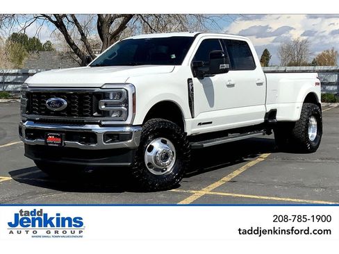 Used 2024 Ford F350 Lariat image 3