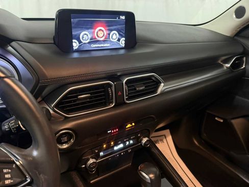 Used 2019 MAZDA CX-5 Touring image 36
