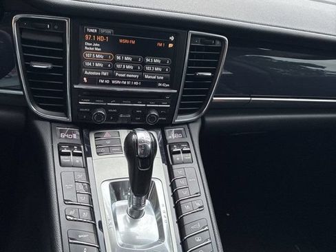 Used 2013 Porsche Panamera S RWD image 12