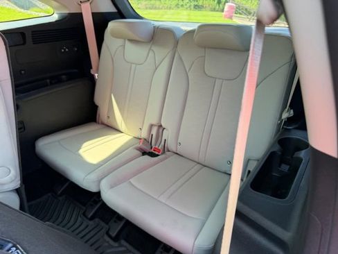 Certified 2025 Kia Sorento EX AWD/4WD image 8