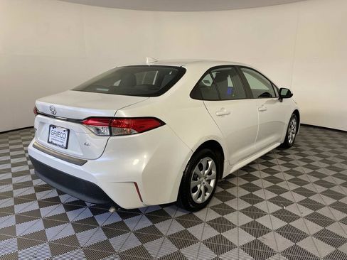 Used 2026 Toyota Corolla LE FWD image 9