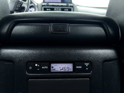 Used 2024 INFINITI QX80 Luxe image 32