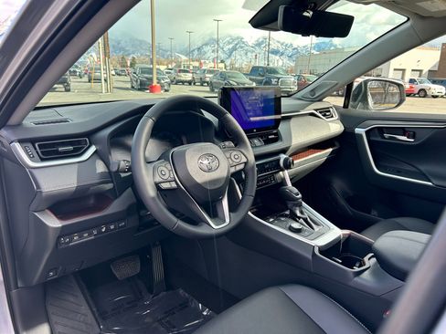 Used 2025 Toyota RAV4 Limited w/ Advanced Technology Package image 10