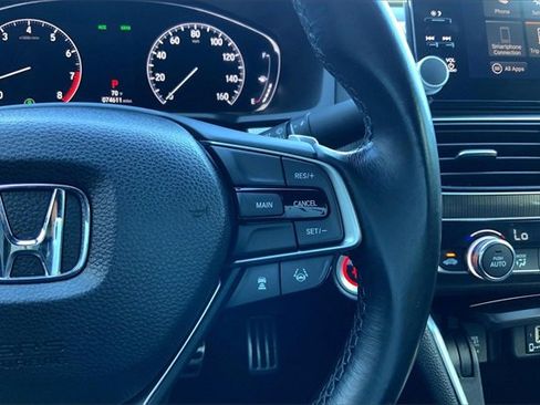 Used 2018 Honda Accord Sport image 21