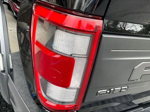 Used 2023 Ford F150 Raptor image 28