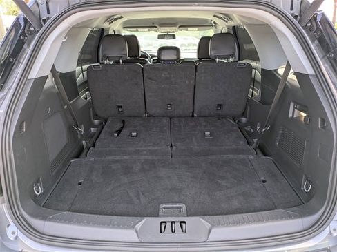 Used 2023 Ford Explorer Limited image 13