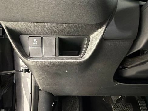 Used 2024 Honda HR-V LX image 12