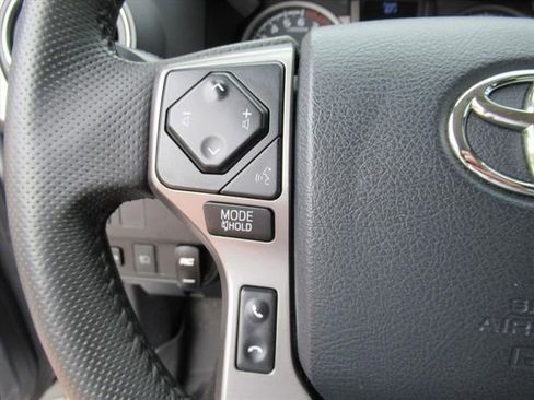 Used 2020 Toyota Tacoma SR5 image 20