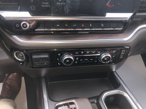 Used 2022 GMC Sierra 1500 SLT w/ SLT Premium Package image 26