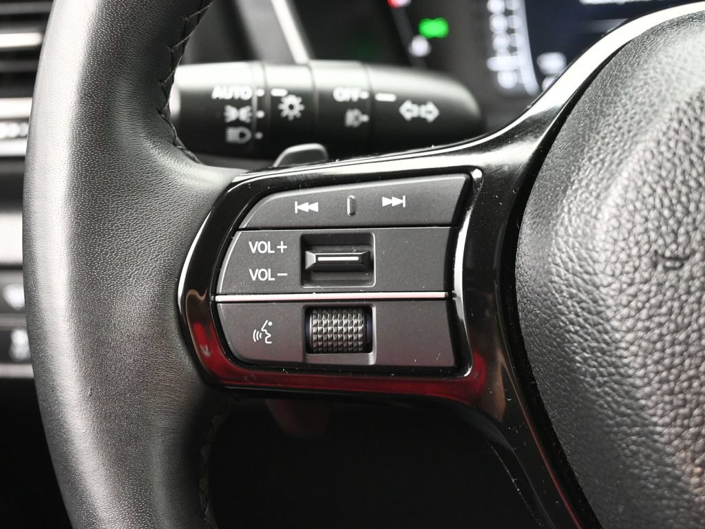 Used 2023 Honda Pilot Elite image 11