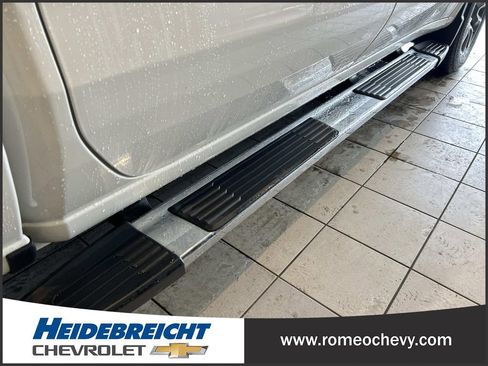 Certified 2022 Chevrolet Silverado 1500 LT w/ All Star Edition Plus image 35