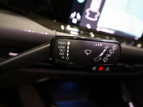 Used 2024 Volkswagen GTI SE image 37