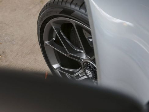 Certified 2022 Porsche 911 GT3 RWD image 12