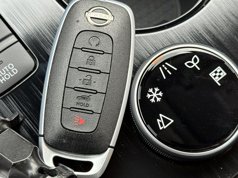 New 2026 Nissan Rogue Platinum w/ Platinum Premium Package image 37