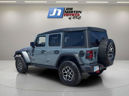 Used 2025 Jeep Wrangler Unlimited Rubicon AWD/4WD image 7
