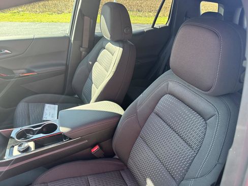 New 2026 Chevrolet Equinox LT image 11