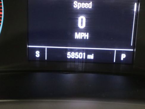 Used 2023 Chevrolet Malibu LT FWD image 34