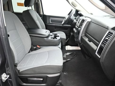 Used 2024 RAM 1500 Classic SLT image 8