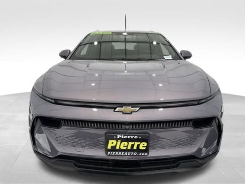 New 2026 Chevrolet Equinox EV LT image 8