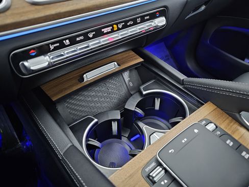 Certified 2025 Mercedes-Benz GLE 450 GLE 450 image 36