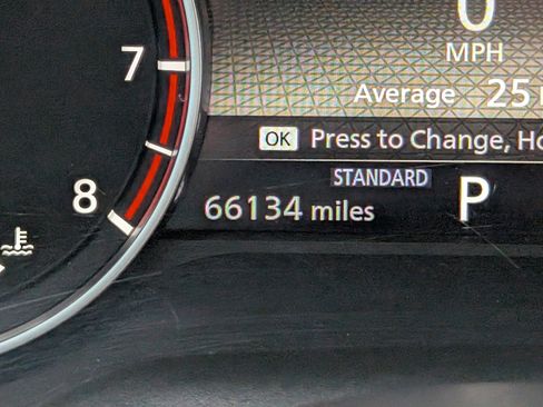 Used 2021 Nissan Rogue SL w/ Premium Package image 21