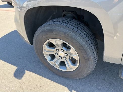 Used 2018 Chevrolet Tahoe LT image 15