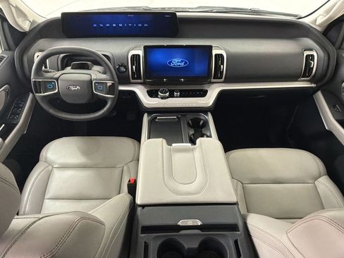 Certified 2025 Ford Expedition Max Active AWD/4WD image 16
