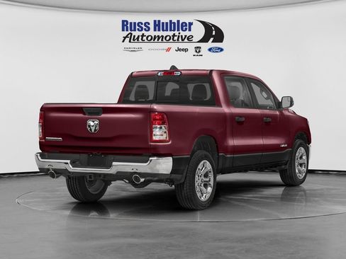 Used 2023 RAM 1500 Big Horn AWD/4WD image 3