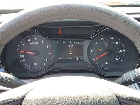 Used 2024 Chevrolet Trax LS w/ LS Convenience Package FWD image 11