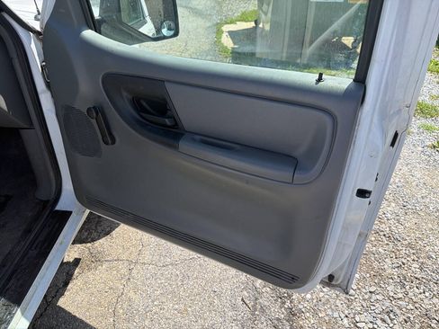 Used 2011 Ford Ranger XL RWD image 17