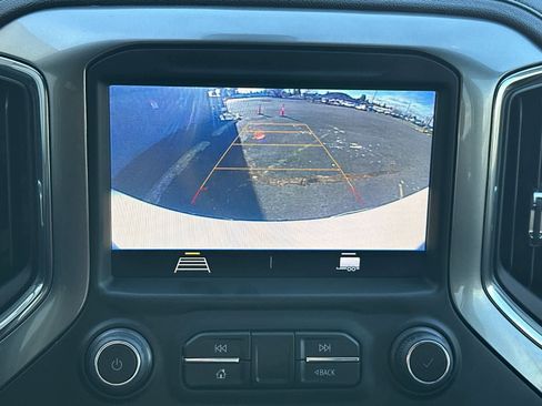 Used 2022 Chevrolet Silverado 1500 RST image 18